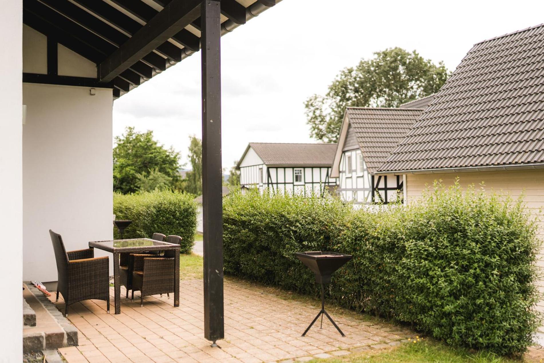 Villa Hof Koehne - Haus An Der Weide Rechts Schmallenberg Exterior foto